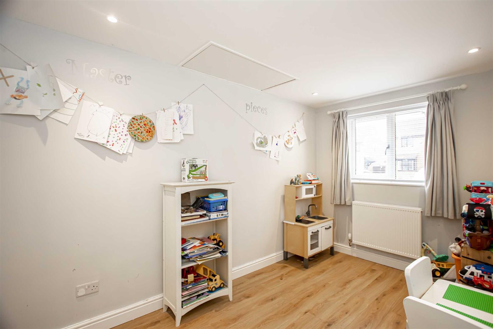 Cardwell Close, Emerson Valley, Milton Keynes
